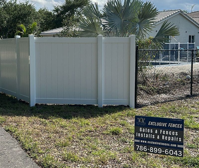 Wood fence installation Greenville SC